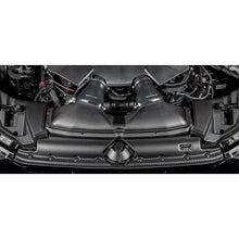 Load image into Gallery viewer, Eventuri Audi RS6 / RS7 (C8) Black Carbon Intake System (2019+) (EVE-C8RS6-CFM-INT)