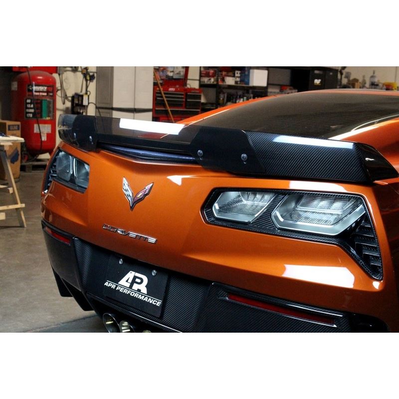 APR Performance Carbon Fiber Tail light Bezel (CBX-C7TBEZEL)