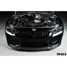 Load image into Gallery viewer, Eventuri BMW F8X M2C / M3 / M4 Black Carbon Engine Cover (EVE-F8XM-CF-ENG)