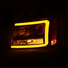 Load image into Gallery viewer, ANZO USA Projector Headlights w/Plank Style Switchback, Black w/Amber, Pair (111402)