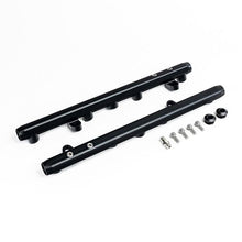 Load image into Gallery viewer, Deatschwerks Fuel Rails for 2006-2007 Cadillac CTS V( 7-202)