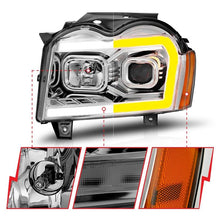 Load image into Gallery viewer, ANZO USA Projector Headlight Set for 2005-2007 Jeep Grand Cherokee (111544)