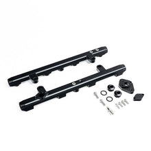 Load image into Gallery viewer, Deatschwerks Fuel Rails for 2005-2010 Ford Mustang GT( 7-304)