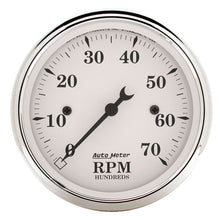 Load image into Gallery viewer, AutoMeter 3 1/8 inch 7000rpm Old Tyme Tachometer (1695)