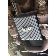 Load image into Gallery viewer, B&amp;M Hi-Tek Transmission Oil Pan for 2018-2019 Ford F-350 Super Duty (70397)