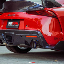 Load image into Gallery viewer, Seibon Carbon Fiber Rear Diffuser for Toyota Supra 20+ (RD20TYSUP)