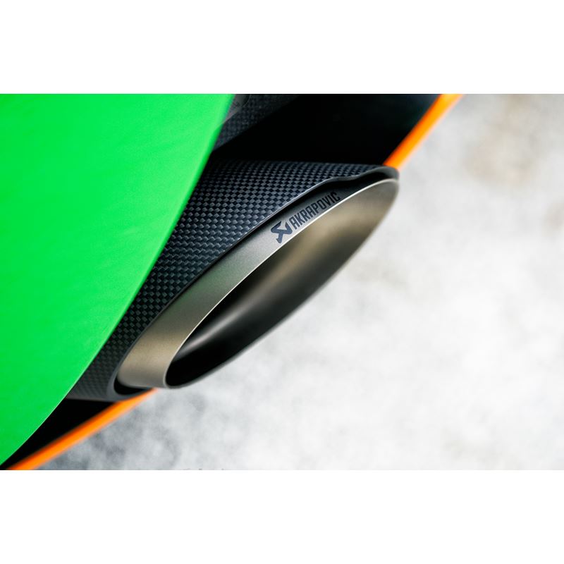 Akrapovic 16-17 McLaren 540C 570S Slip-On Line (Titanium) w/ Carbon Tips (S-MC/TI/3)