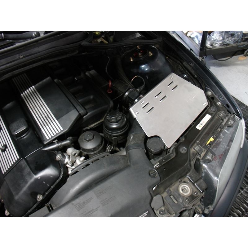 Injen 99-00 BMW 323i E46 2.5L/99-00 328 E46 2.8L/01-05 325 E46 2.5L Wrkl Blk Short Ram Intake w/MR (SP1110WB)