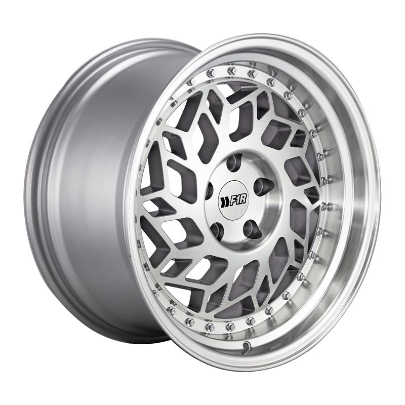 F1R R32 18x8.5 - Machine Silver/ Polish Lip Wheel