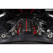 Load image into Gallery viewer, Eventuri Chevrolet C8 Corvette Black Carbon Engine cover (EVE-C8VT-CF-ENG)