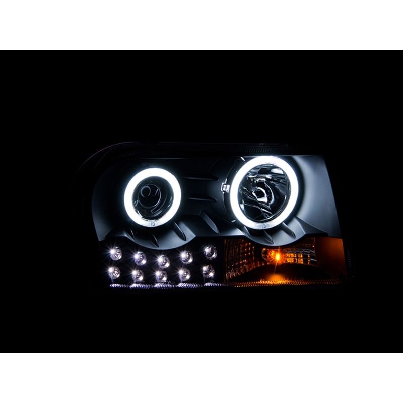 ANZO USA 2005-2010 Chrysler 300 Projector Headlights w/ Halo Black (121152)