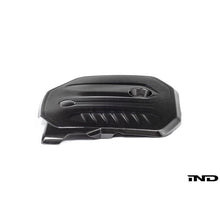 Load image into Gallery viewer, Eventuri BMW F20 M140i, F22 M240i, F30 M340i B58 Black Carbon Engine Cover (EVE-B58F-CF-ENG)