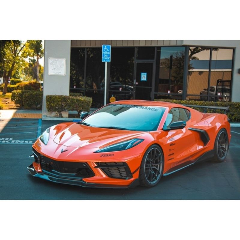 APR Performance Chevrolet Corvette C8 Side Rocker Extensions/ Side Skirt 2020-2023 (FS-208005)