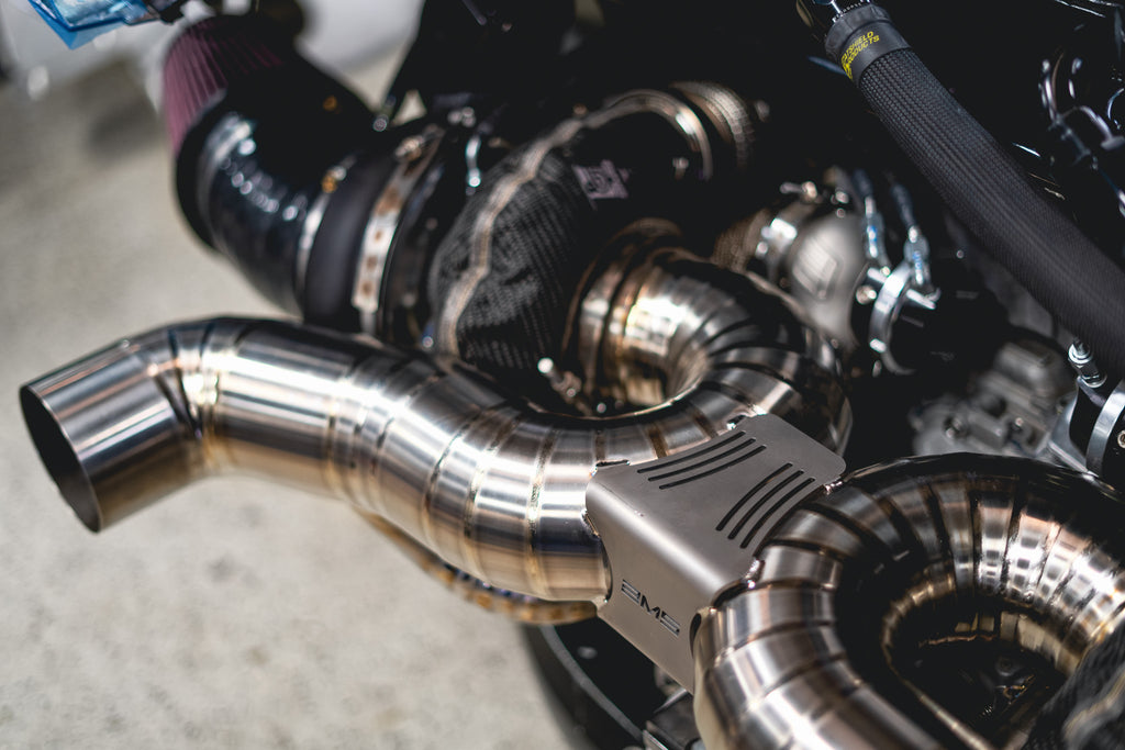 AMS Performance 2017-2019 Audi R8 ALPHA G40-1150 1.01 A/R Twin Turbo Kit w/ Center Exit Titanium Exhaust (ALP.40.14.0040-1)
