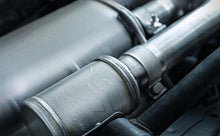 Load image into Gallery viewer, magnaflow-drone-free-driving-xmod-muffler-02.jpg