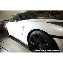 APR Performance Nissan GTR R35 Side Rocker Extensions/ Side Skirt 2008-2016 (FS-603508)