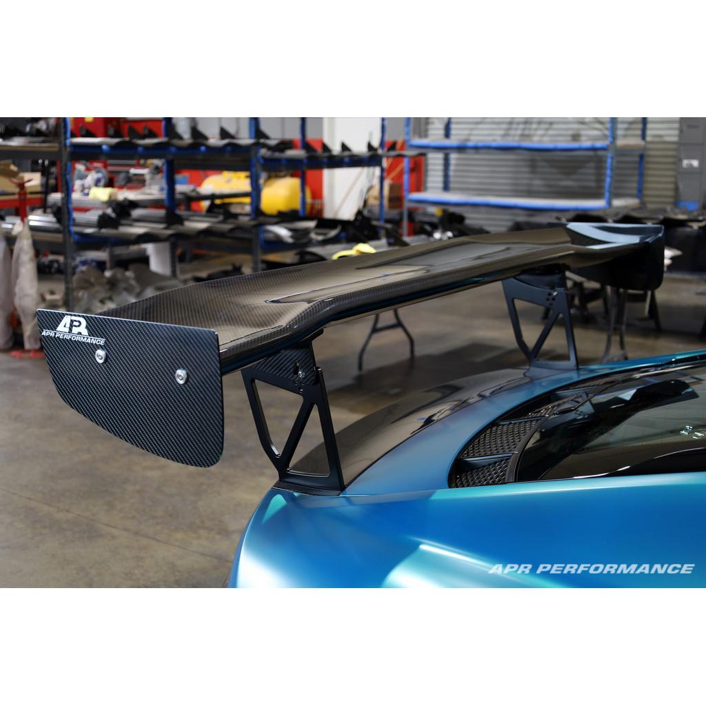 APR Performance Audi R8 GTC-500 71" Adjustable Wing, with Carbon Fiber Active Spoiler Panel Replacement 2016-2022 (AS-107168GF)